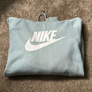 Nike women’s hooded sweatshirt